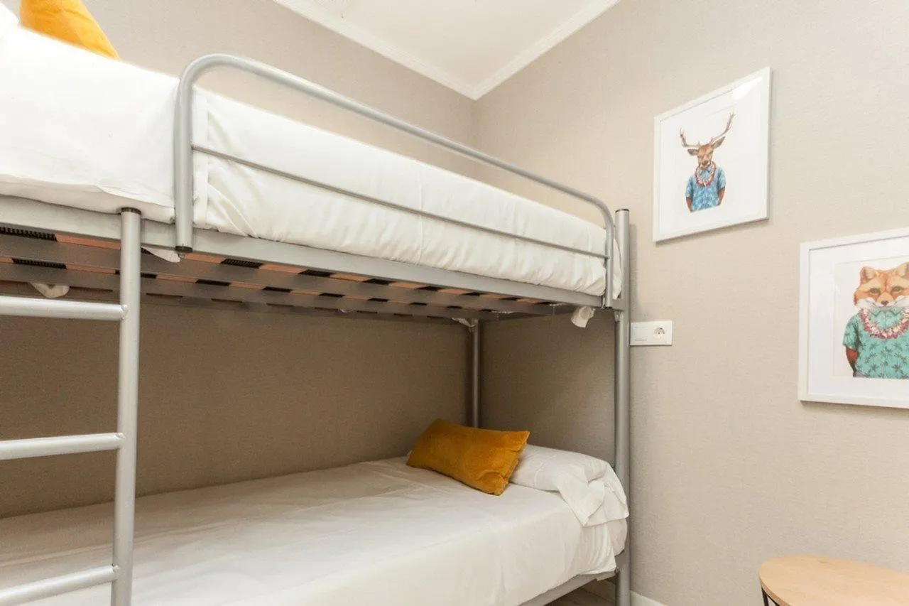 Отель Holiday World Riwo Hotel. Бенальмадена
