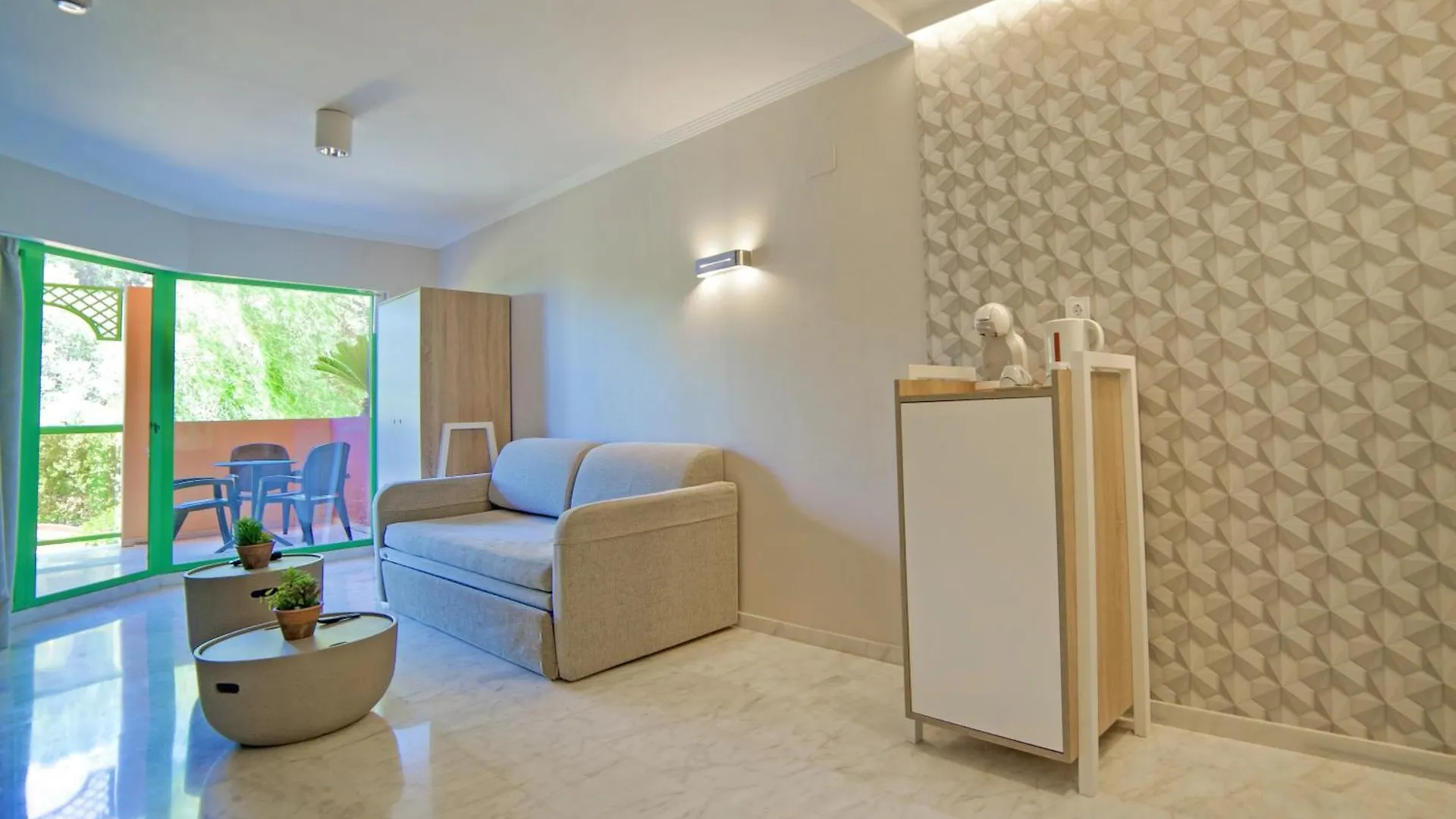**** Отель Holiday World Riwo Hotel. Бенальмадена Испания