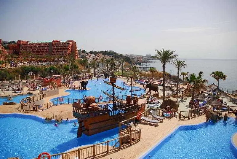 Holiday World Riwo Hotel. Benalmádena 4*,